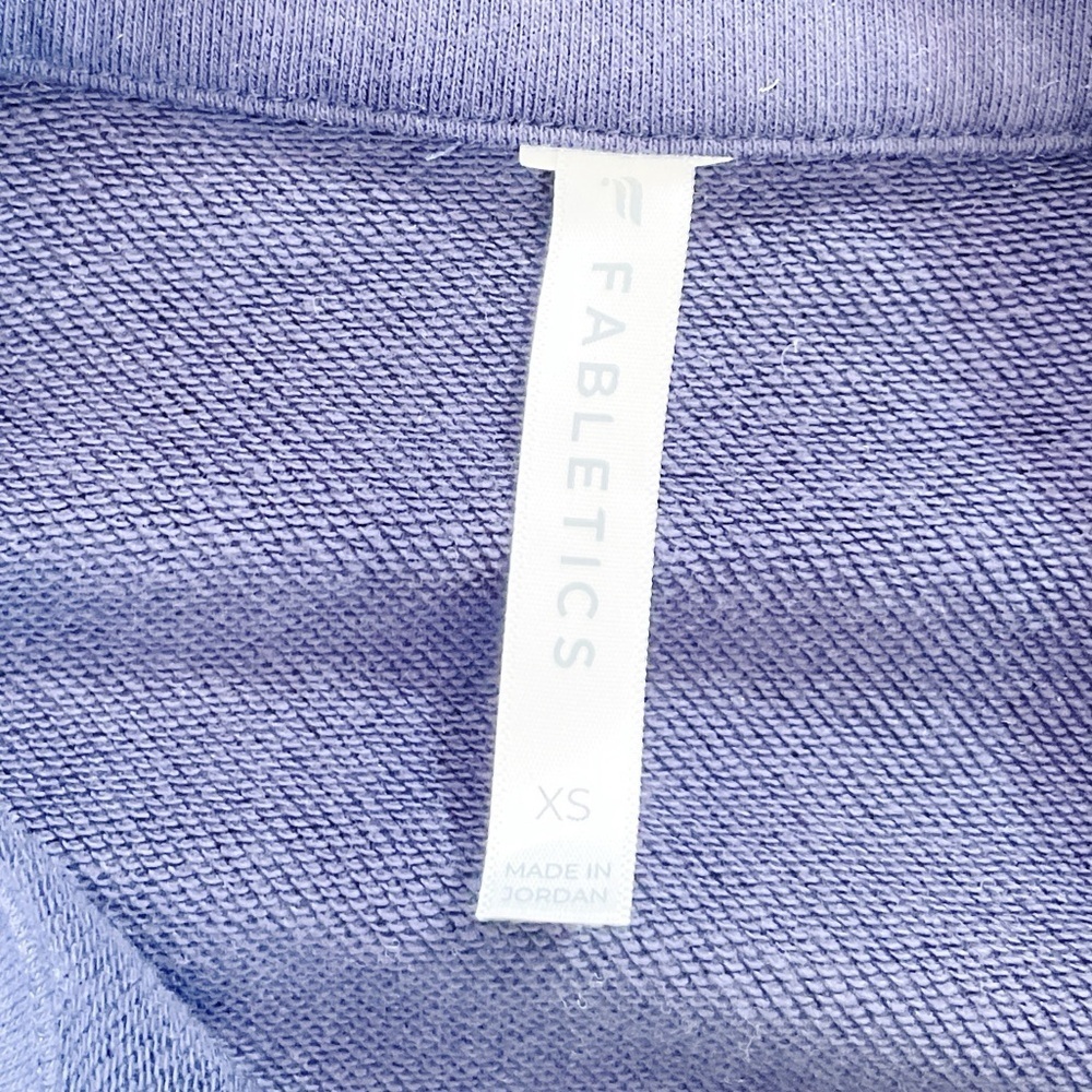 Fabletics year round snap pullover Blue and White Women's Sweatshirt XS cropped - Picture 3 of 8